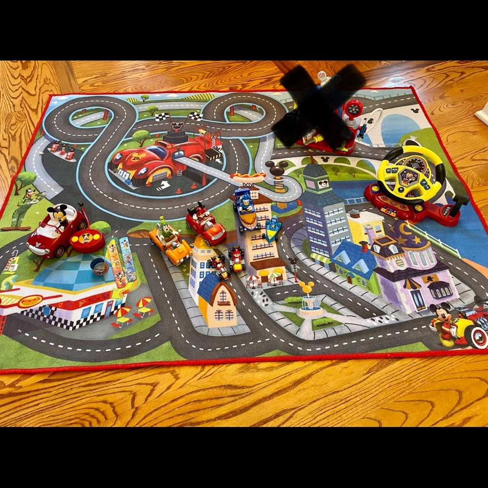 Mickey Mouse roadster racers ultimate gift set